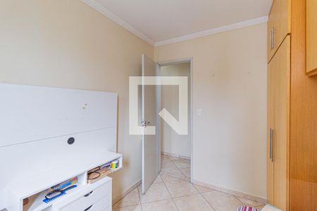 Quarto 2 de apartamento para alugar com 2 quartos, 50m² em Vila Caldas, Carapicuíba