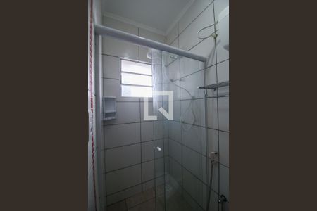 Banheiro de kitnet/studio para alugar com 1 quarto, 30m² em Parque Manchester, Sorocaba