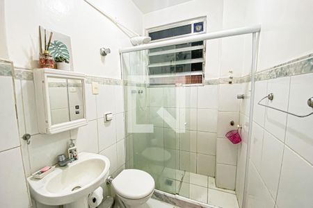 Banheiro de apartamento à venda com 1 quarto, 24m² em Flamengo, Rio de Janeiro
