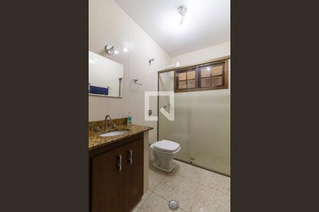 Banheiro de casa à venda com 2 quartos, 250m² em Bosque da Saúde, São Paulo
