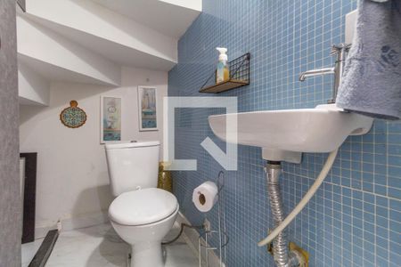 Lavabo de casa à venda com 3 quartos, 130m² em Vila Dalila, São Paulo