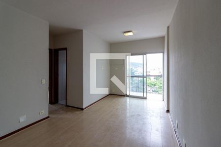 Sala de apartamento para alugar com 2 quartos, 65m² em Vila da Penha, Rio de Janeiro