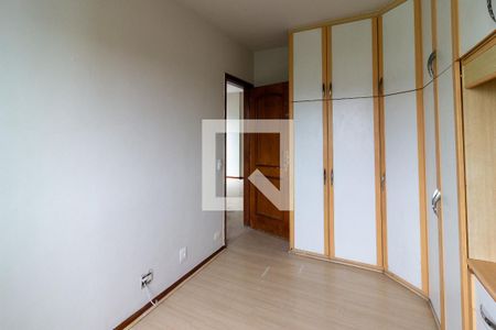 Quarto 1 de apartamento para alugar com 2 quartos, 65m² em Vila da Penha, Rio de Janeiro