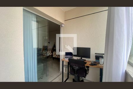 Sala 1 de apartamento para alugar com 3 quartos, 200m² em Buritis, Belo Horizonte