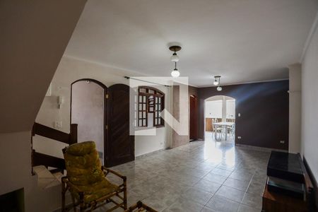 Sala  de casa para alugar com 2 quartos, 119m² em Jardim Leonor, Cotia