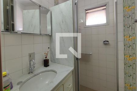 Banheiro de apartamento à venda com 1 quarto, 45m² em Centro, Campinas