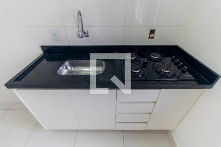 Cozinha de apartamento para alugar com 1 quarto, 30m² em Vila Bela, São Paulo