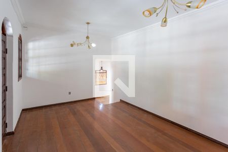 Sala de casa à venda com 3 quartos, 257m² em Dona Clara, Belo Horizonte