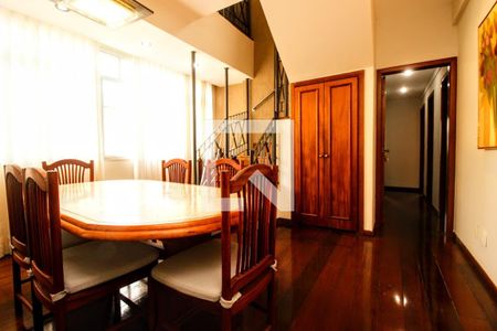 Sala  de apartamento à venda com 4 quartos, 230m² em Santo Antônio, Belo Horizonte