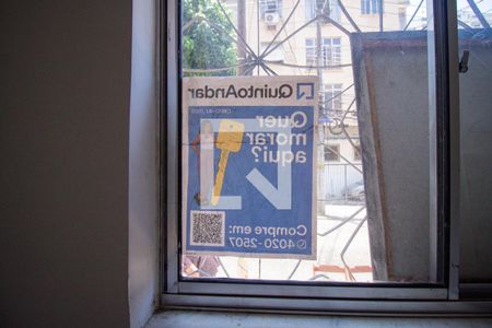 Plaquinha de apartamento para alugar com 2 quartos, 75m² em Rio Comprido, Rio de Janeiro