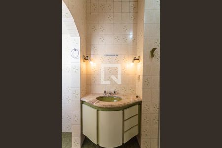 Banheiro da Suíte de apartamento para alugar com 3 quartos, 130m² em Lourdes, Belo Horizonte