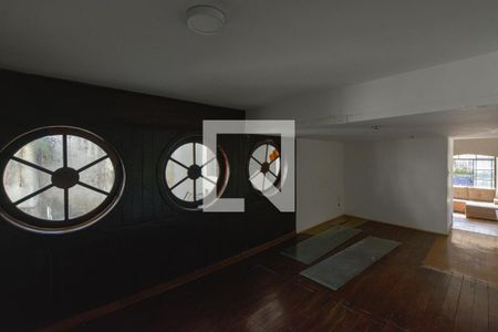 Sala 3 de casa para alugar com 5 quartos, 250m² em Vila Mariana, São Paulo