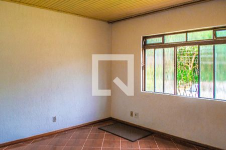 Sala de casa à venda com 4 quartos, 160m² em Ipanema, Porto Alegre