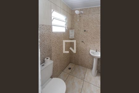 Banheiro de casa para alugar com 1 quarto, 30m² em Jardim Vila Formosa, São Paulo