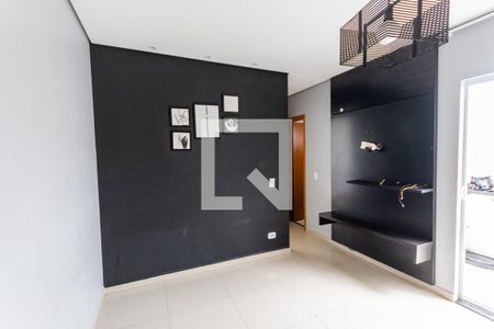 Sala de apartamento para alugar com 2 quartos, 56m² em Jardim Santo Alberto, Santo André