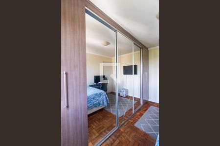Quarto 1 - Armários de apartamento para alugar com 2 quartos, 68m² em Vila do Encontro, São Paulo