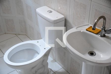 Lavabo de casa para alugar com 3 quartos, 250m² em Parque Alexandre, Cotia