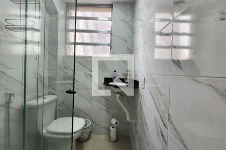 Banheiro de apartamento para alugar com 1 quarto, 26m² em Centro, Rio de Janeiro