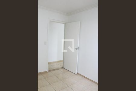 Quarto 1 de apartamento à venda com 2 quartos, 54m² em Jardim Ester Yolanda, São Paulo