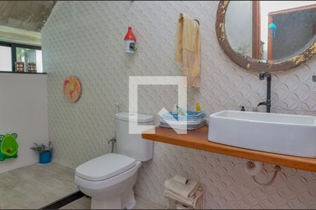 Lavabo de casa de condomínio à venda com 5 quartos, 300m² em Camorim, Rio de Janeiro