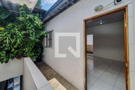 entrada de kitnet/studio para alugar com 1 quarto, 15m² em Cambuci, São Paulo