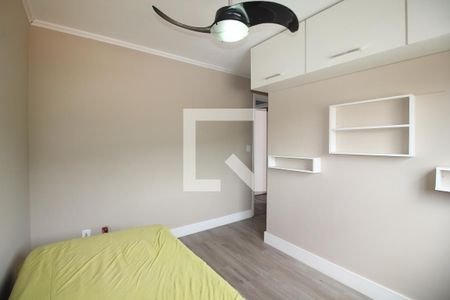 Quarto 1 de apartamento para alugar com 2 quartos, 52m² em Taquara, Rio de Janeiro