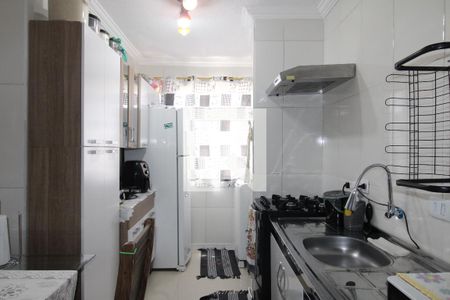 Sala/Cozinha e área de serviço de apartamento à venda com 2 quartos, 48m² em Vila Sílvia, São Paulo