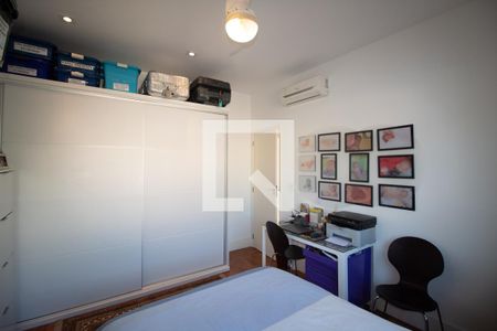 Quarto 1 de apartamento à venda com 3 quartos, 90m² em Copacabana, Rio de Janeiro