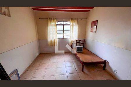 Quarto 1 de casa à venda com 4 quartos, 360m² em Pirajá, Belo Horizonte