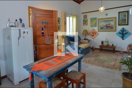 Cozinha  de casa de condomínio para alugar com 2 quartos, 100m² em Vargem Grande, Rio de Janeiro