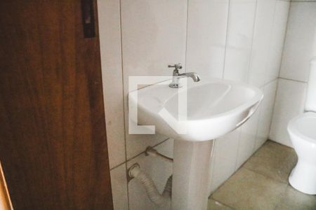 Casa à venda com 174m², 3 quartos e 3 vagas Casa à venda com 174m², 3 quartos e 3 vagasLavabo