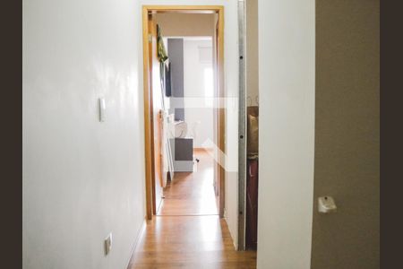 Casa à venda com 174m², 3 quartos e 3 vagas Casa à venda com 174m², 3 quartos e 3 vagasCorredor