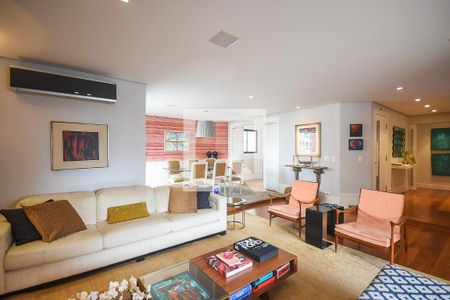 Sala de apartamento à venda com 4 quartos, 250m² em Jardim Fonte do Morumbi, São Paulo
