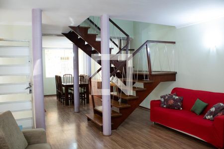 Sala 1 de casa à venda com 3 quartos, 198m² em Vila Paiva, São Paulo