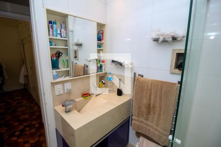 Apartamento à venda com 290m², 4 quartos e 1 vaga Apartamento à venda com 290m², 4 quartos e 1 vagaBanheiro Social
