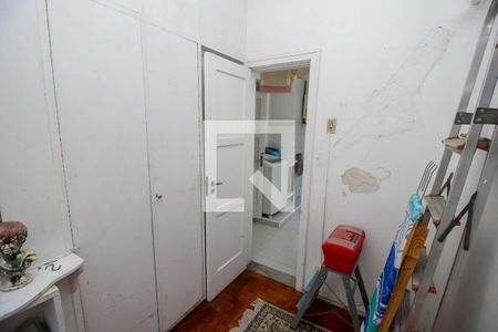 Apartamento à venda com 290m², 4 quartos e 1 vaga Apartamento à venda com 290m², 4 quartos e 1 vagaQuarto de Serviço 2