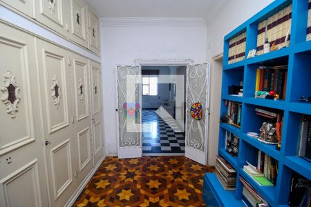 Apartamento à venda com 290m², 4 quartos e 1 vaga Apartamento à venda com 290m², 4 quartos e 1 vagaÁrmario