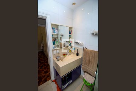 Apartamento à venda com 290m², 4 quartos e 1 vaga Apartamento à venda com 290m², 4 quartos e 1 vagaBanheiro Social