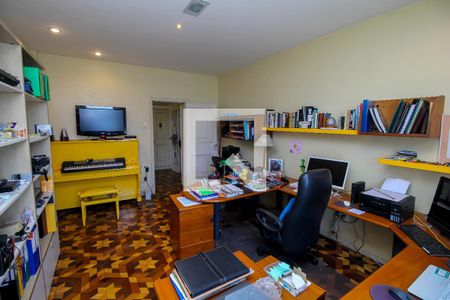 Apartamento à venda com 290m², 4 quartos e 1 vaga Apartamento à venda com 290m², 4 quartos e 1 vagaQuarto 1