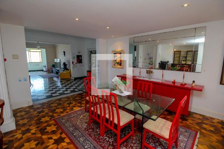 Apartamento à venda com 290m², 4 quartos e 1 vaga Apartamento à venda com 290m², 4 quartos e 1 vagaSala de Jantar