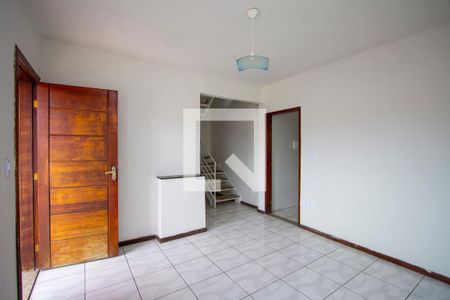 Sala de apartamento para alugar com 2 quartos, 60m² em Galo Branco, São Gonçalo