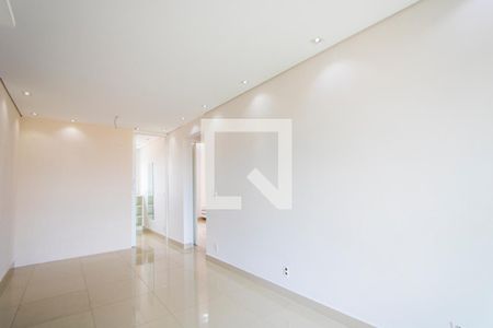 Sala de apartamento à venda com 3 quartos, 60m² em Vila Eldizia, Santo André