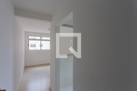 Entrada de apartamento à venda com 3 quartos, 60m² em Conjunto California, Belo Horizonte