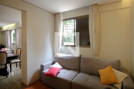 Sala de TV de apartamento à venda com 4 quartos, 126m² em Sion, Belo Horizonte