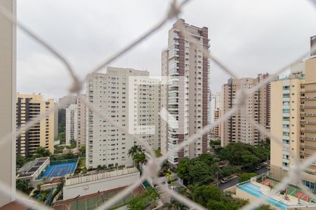 Apartamento à venda com 235m², 4 quartos e 4 vagas Apartamento à venda com 235m², 4 quartos e 4 vagasVista da Suíte 1