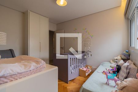 Apartamento à venda com 235m², 4 quartos e 4 vagas Apartamento à venda com 235m², 4 quartos e 4 vagasSuíte 2