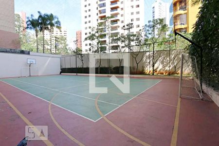 Apartamento à venda com 235m², 4 quartos e 4 vagas Apartamento à venda com 235m², 4 quartos e 4 vagasQuadra Esportiva