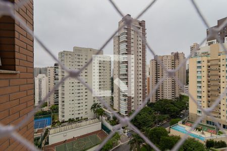 Apartamento à venda com 235m², 4 quartos e 4 vagas Apartamento à venda com 235m², 4 quartos e 4 vagasVista da Suíte 3