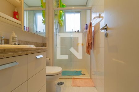 Apartamento à venda com 235m², 4 quartos e 4 vagas Apartamento à venda com 235m², 4 quartos e 4 vagasBanheiro da Suíte 3