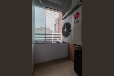 Apartamento à venda com 235m², 4 quartos e 4 vagas Apartamento à venda com 235m², 4 quartos e 4 vagasSuíte 4